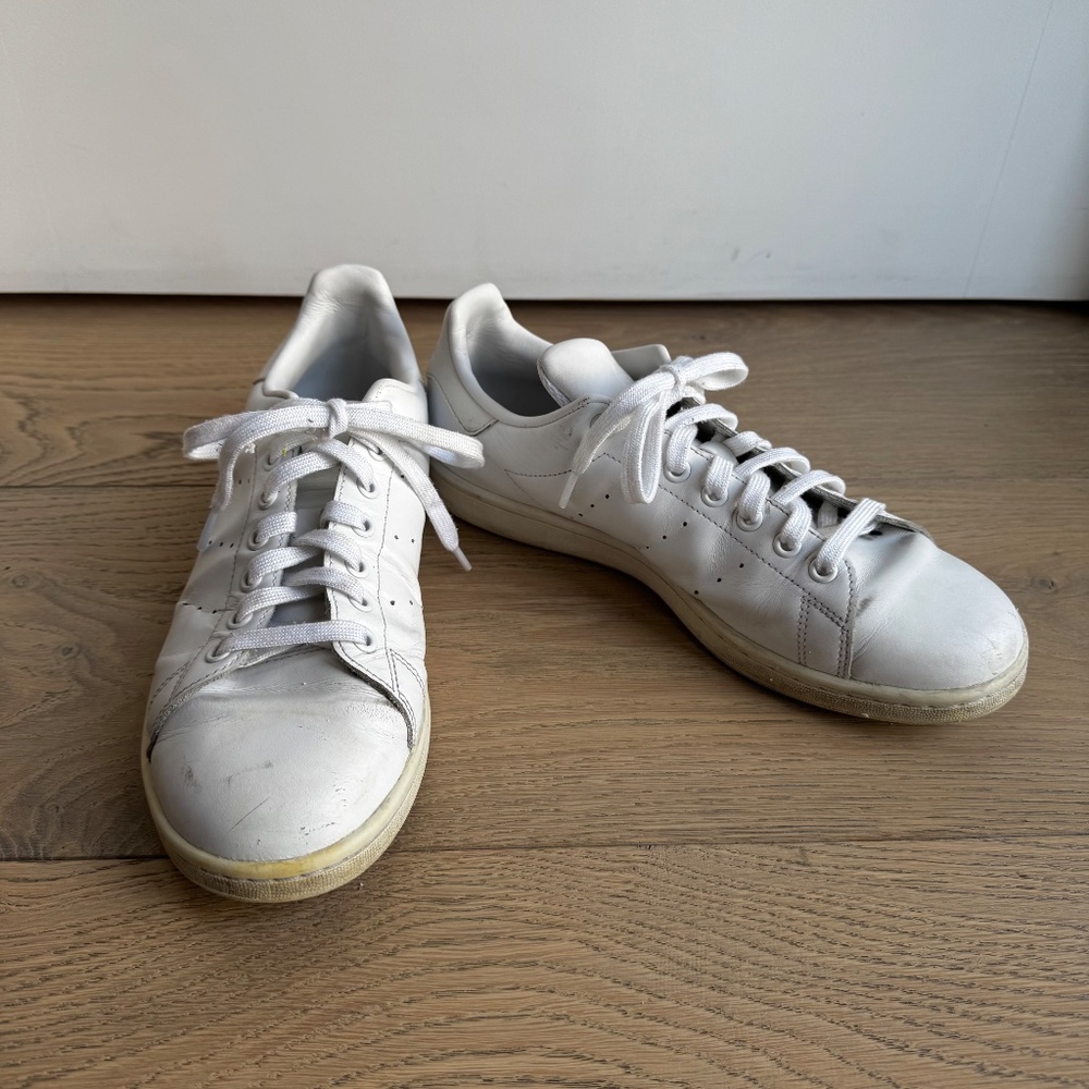 Adidas Stan Smith - Men's Sneakers, Premium Leather- White (Size 9.5)